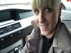 The couple has sex in the car in a public place